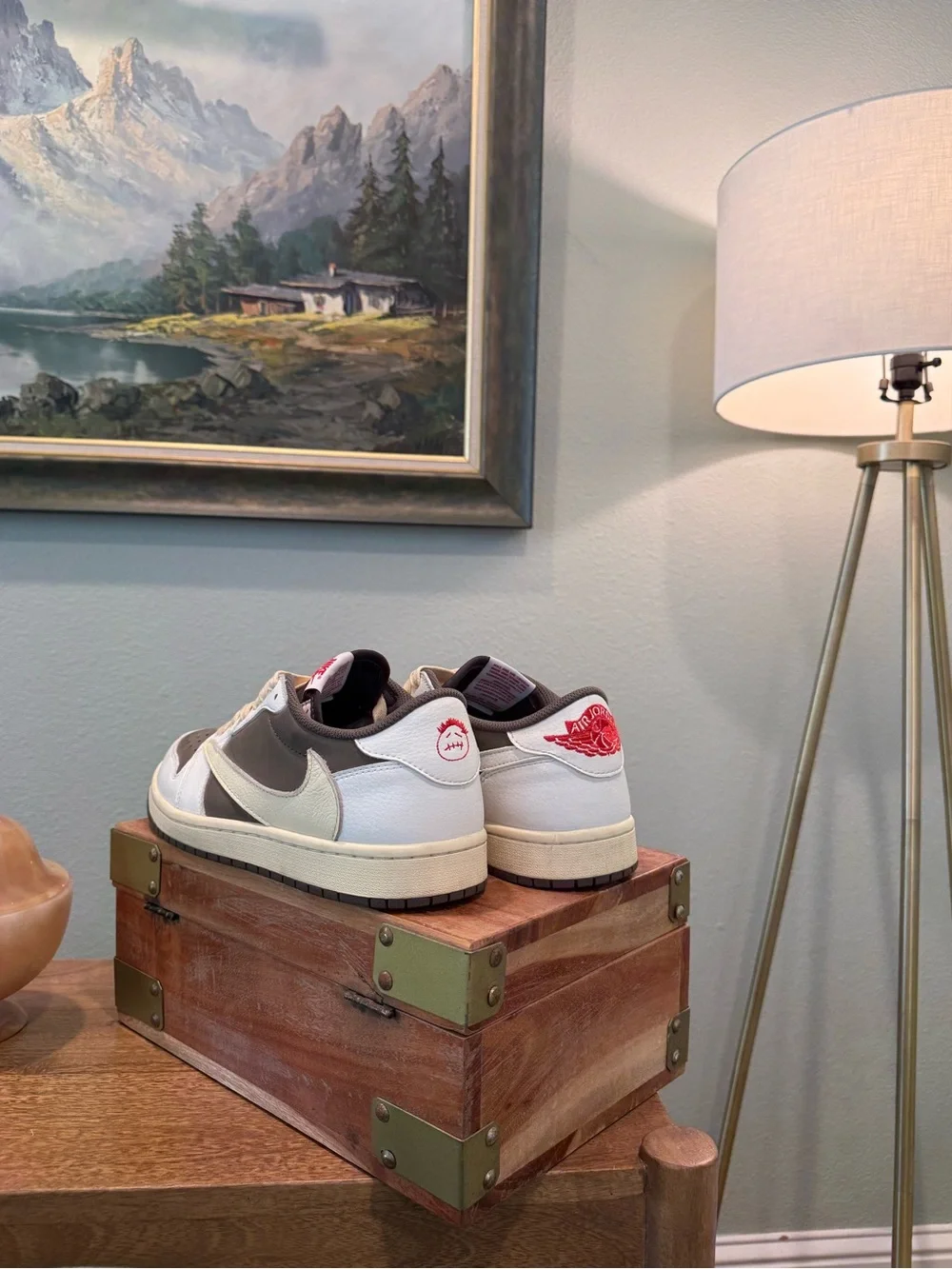 Travis Scott Jordan 1 Low